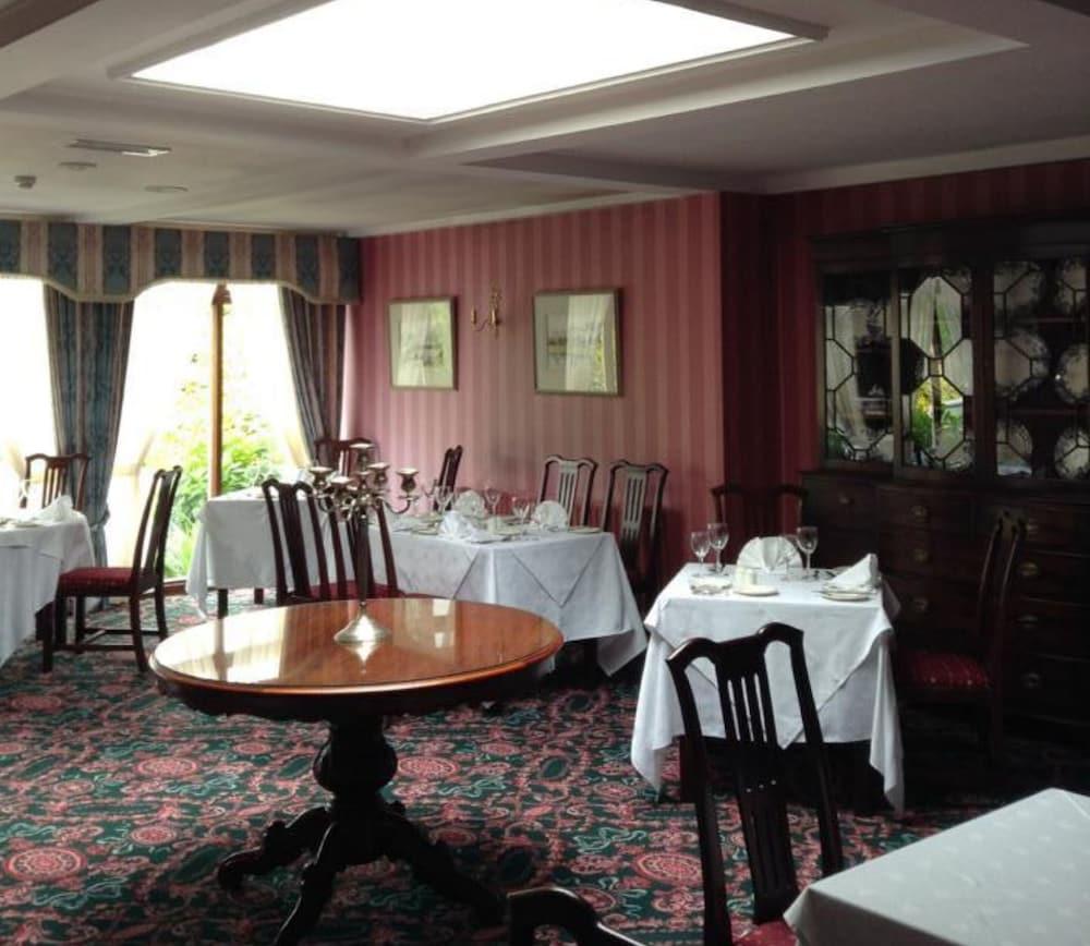 Killarone Ross Lake House Hotel מראה חיצוני תמונה